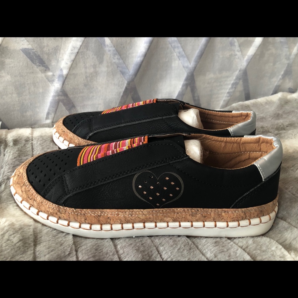 Flat Heel Sneaker-super comfy